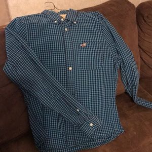 Men’s hollister button up